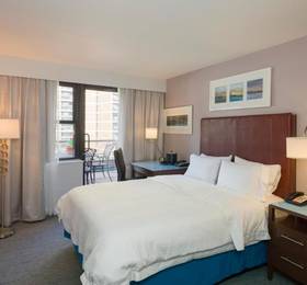 Hampton Inn Seaport Financial District  в Нью-Йорке