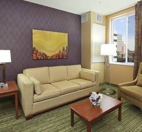 Hampton Inn & Suites Denver-Downtown  в Денвере