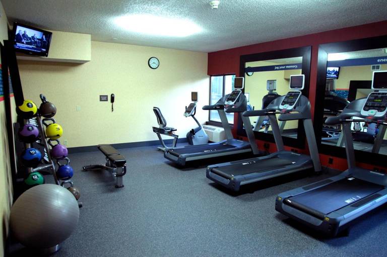 Hampton Inn Milwaukee Airport 