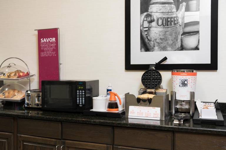 Hampton Inn Milwaukee Northwest 