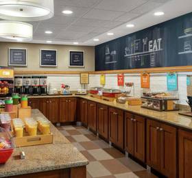 Hampton Inn & Suites Tampa Ybor City Downtown  в Тампе