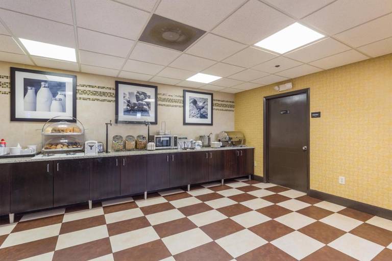 Hampton Inn Tampa-Brandon 