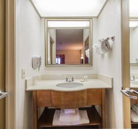 Hampton Inn Albuquerque-Airport  в Альбукерке