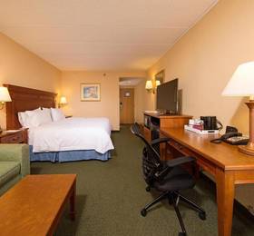 Hampton Inn Fairfax City  в Ферфаксе