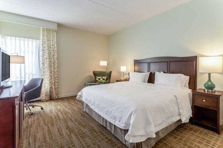 Hampton Inn Boston-North Shore 