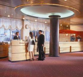 Crowne Plaza Geneva в Женеве
