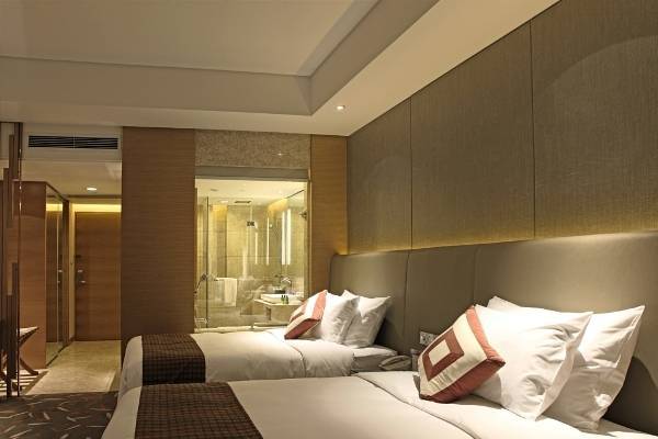 Crowne Plaza Zhongshan Wing On City  5* Китай, Чжуншань
