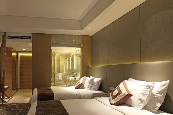 Crowne Plaza Zhongshan Wing On City 