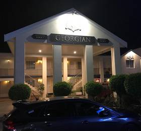 Comfort Inn & Suites Georgian в Элбэри