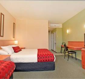 Comfort Inn Coach House Launceston в Лонсестоне