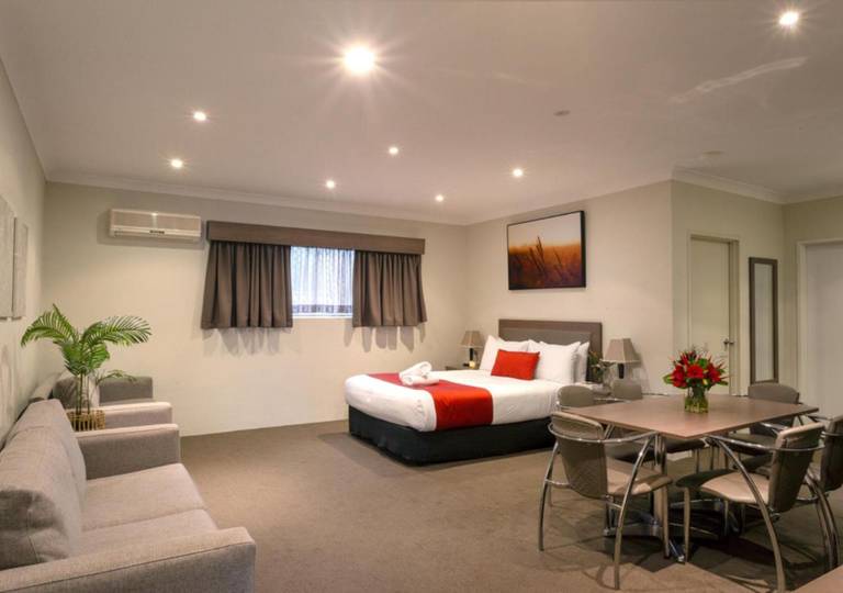 Comfort Inn Parkes International