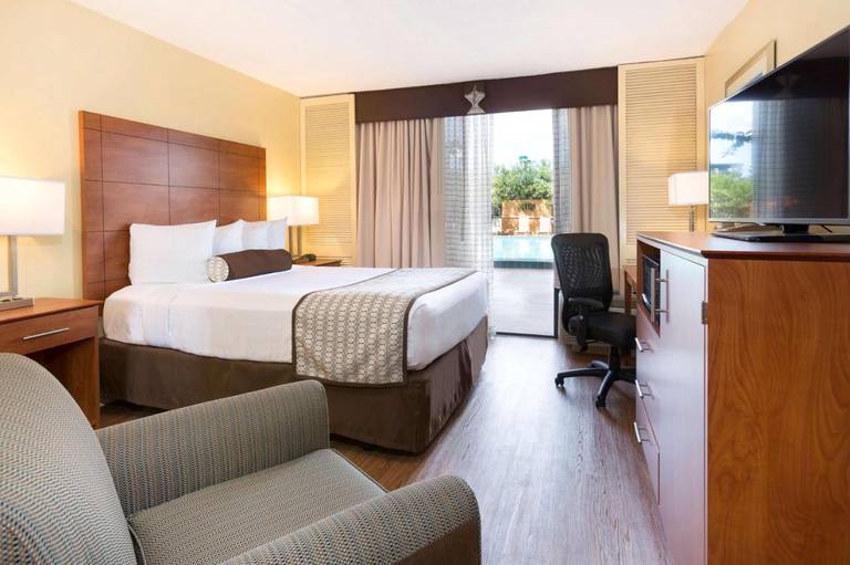 Best Western Plus Orlando Gateway 