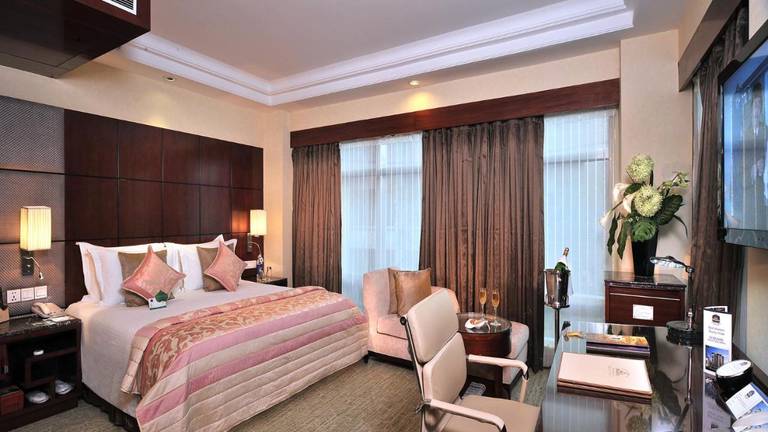 Best Western Skycity Hotel 