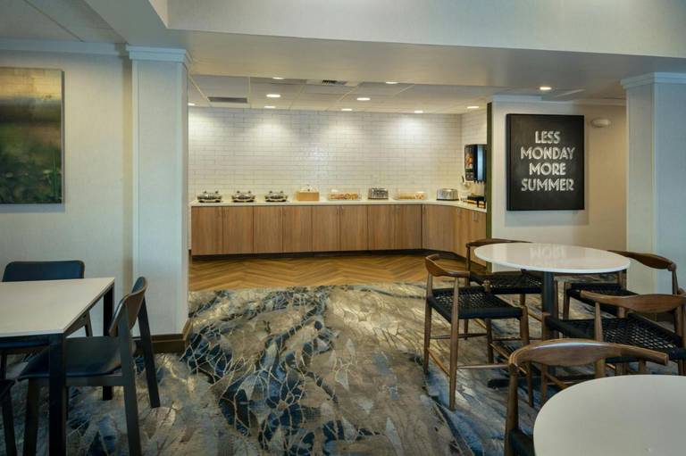 Fairfield Inn & Suites Anchorage Midtown 