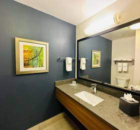 Fairfield Inn & Suites Waco North  в Уэйко