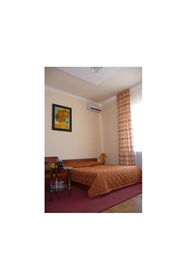 Lili Guest House