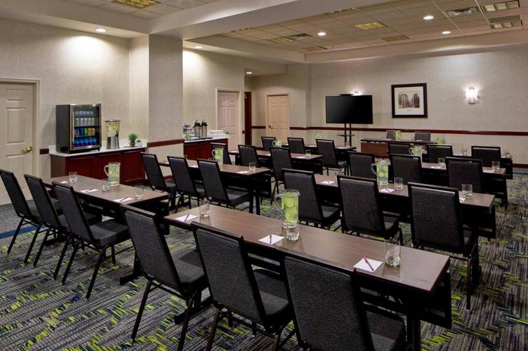 Residence Inn Milwaukee Downtown 