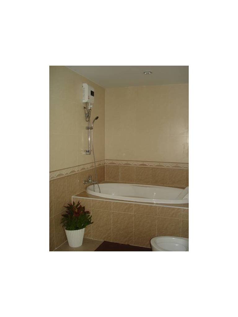 Pranbeach Front Condo (K.M. Condo) 