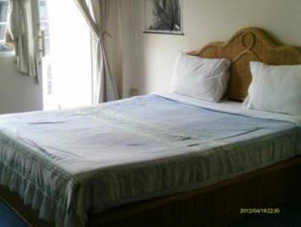 Double Dutch Guesthouse 