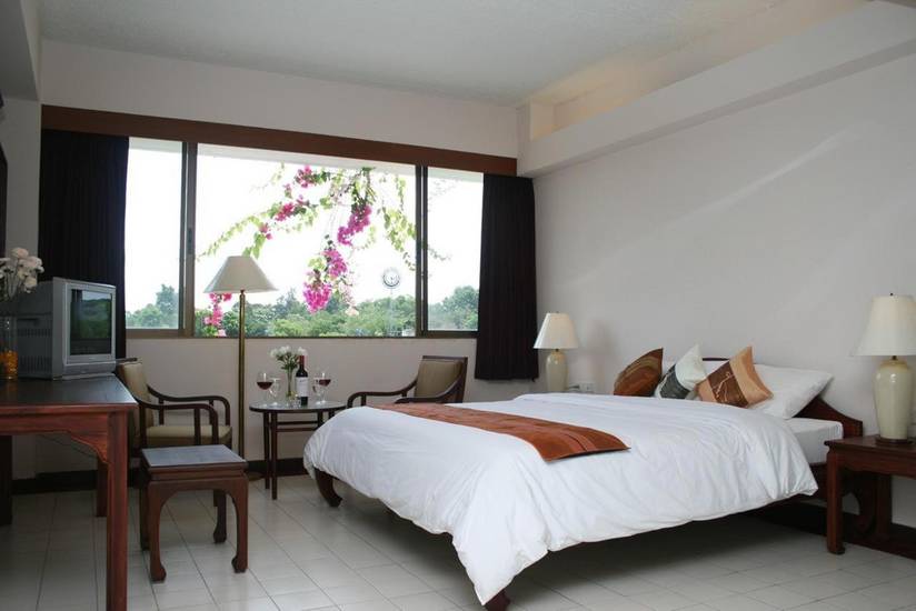 Mae Pim Resort Hotel  3* Таиланд, Районг-Бан Пае
