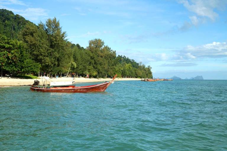 Mayalay Beach Resort 