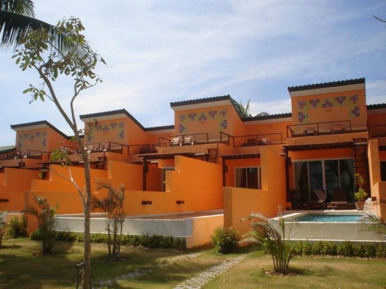 Sunshine Pool Villa 