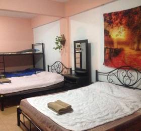 Artem's Guesthouse  в Чонбури