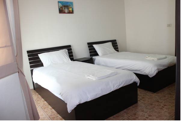 Samal Guesthouse  1* Таиланд, Чонбури