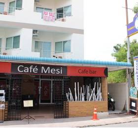 Samal Guesthouse  в Чонбури