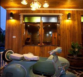 Srisawat Resort  в Пхетчабури