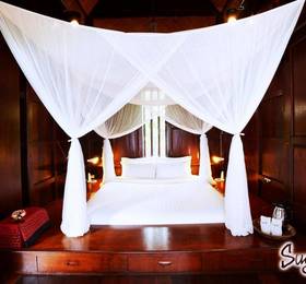 Sugar Hut Resort Restaurant в Чонбури