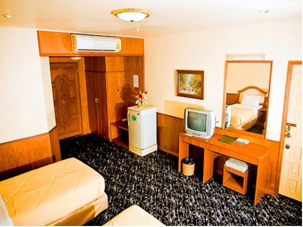 Mr. Macs Hotel 2* Таиланд, Чонбури