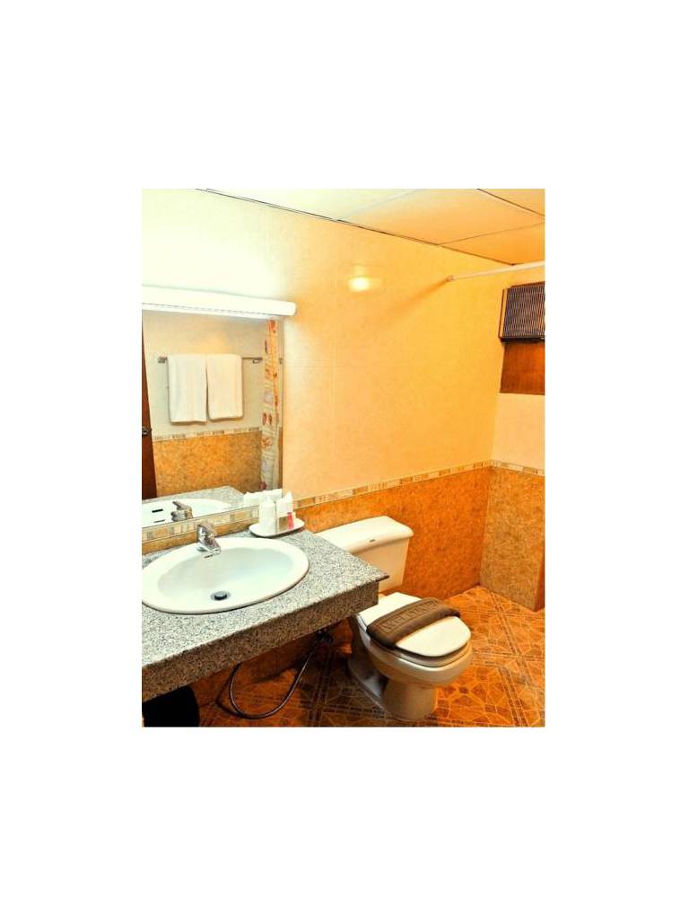 Mr. Mac's Hotel 