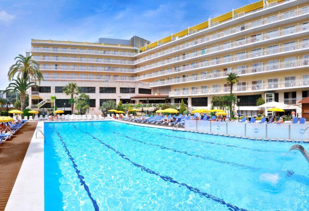 GHT Oasis Park & Spa 4*
