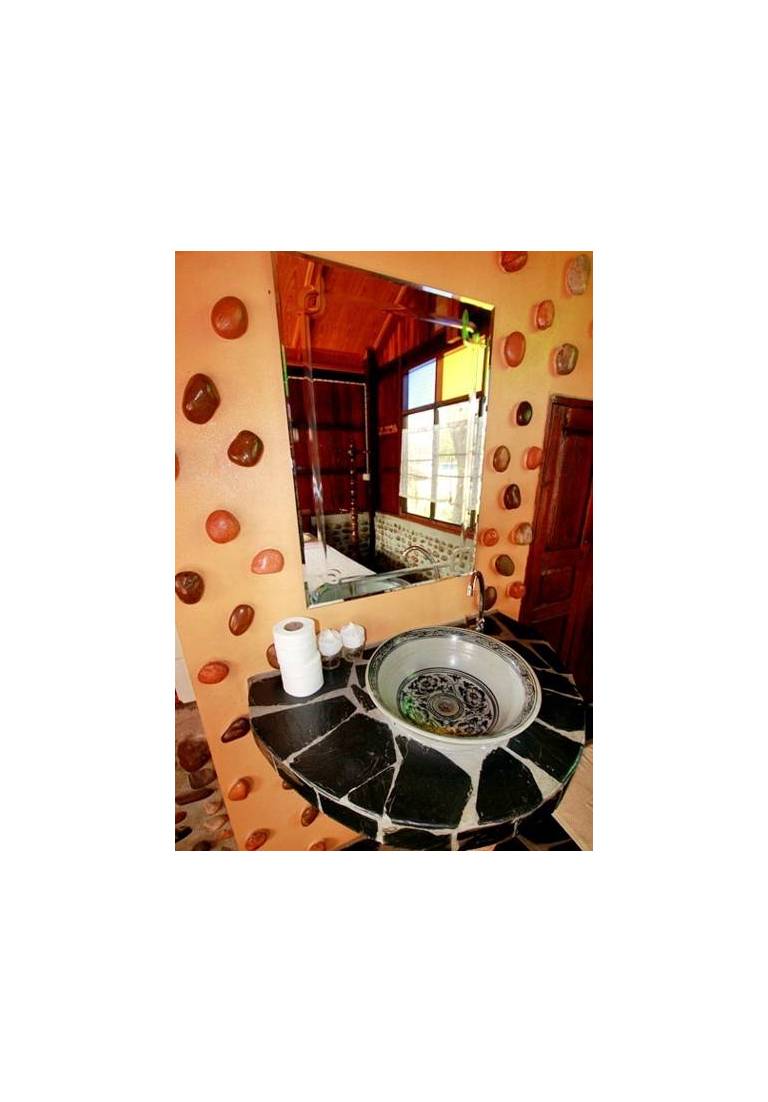 J&J Guesthouse 
