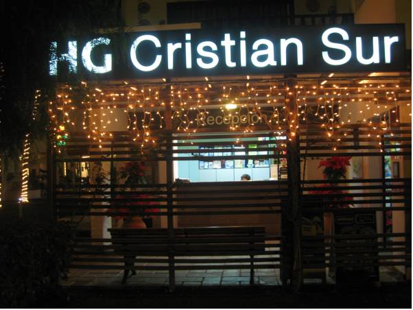 Apartamentos Hg Cristian Sur 