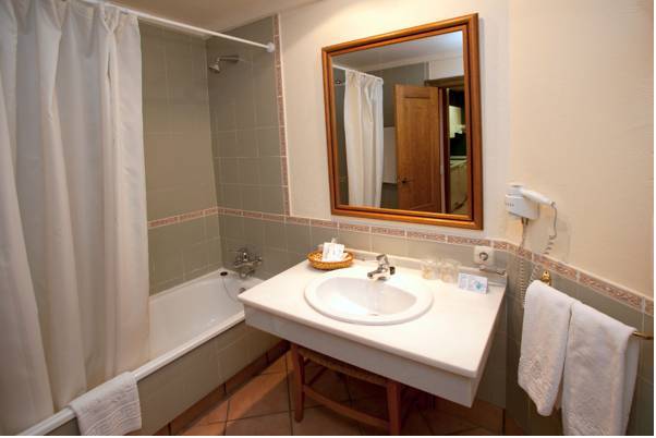 Hotel Apartamentos Trevenque 3* Испания, Сьерра Невада