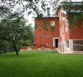 Hotel Chalet Puigdefabregas  в Уэске