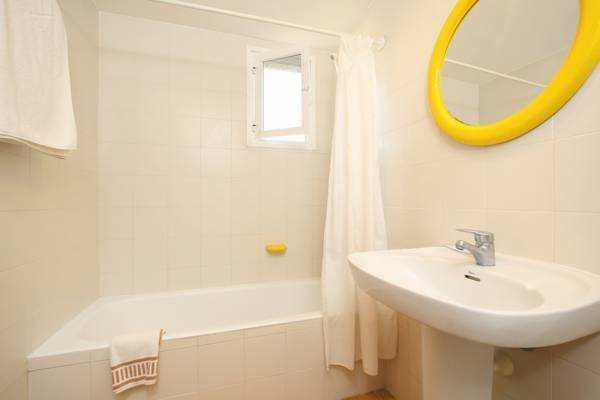 Apartamentos Massol Litursa  2* Испания, Майорка