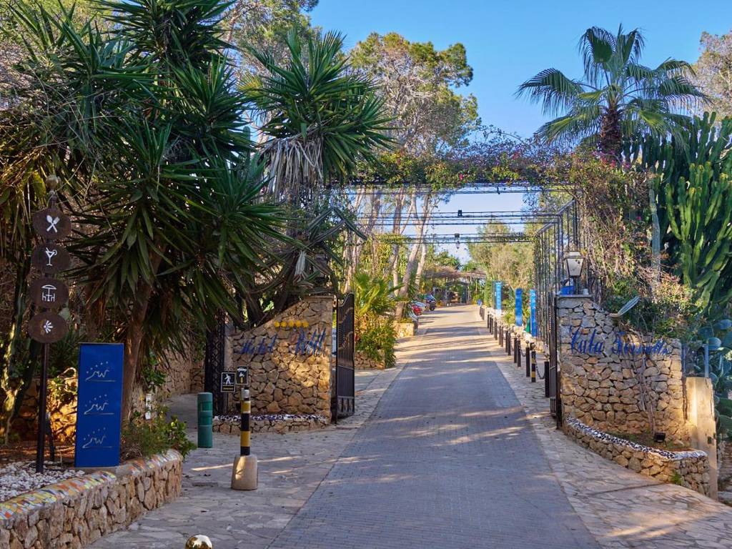Hotel Petit Cala Fornells, Paguera 5*