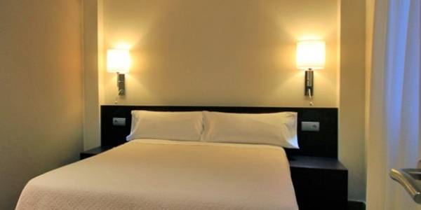 Lagaya Apartaments & Spa  Испания, Теруэль