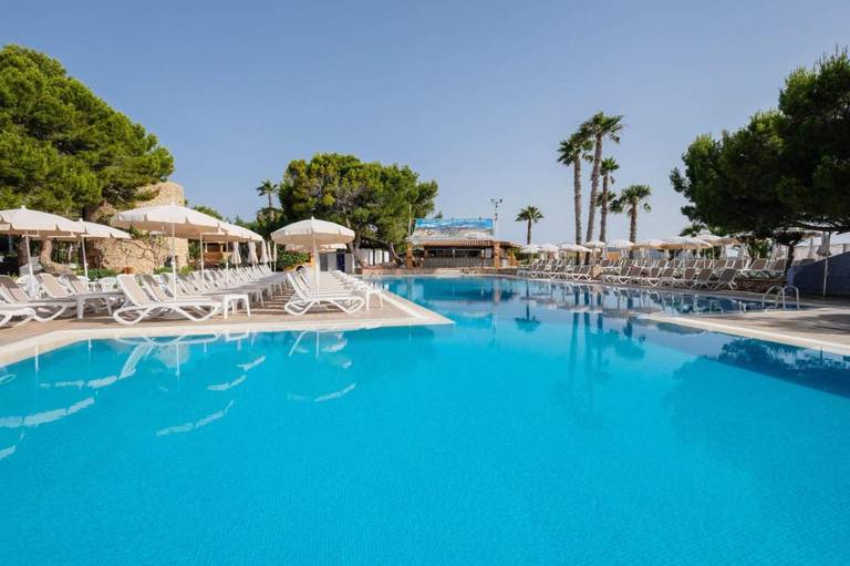 azuLine Club Cala Martina Ibiza