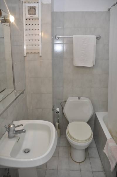 Trianta Hotel Apartments 2*