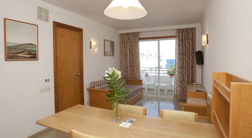 Hobby Club Apartments 3* Испания, Майорка