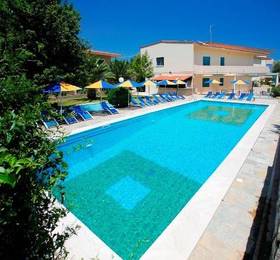 Kyveli Hotel Apartments  в Хиосе