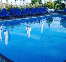 Kleoni Club Apartments в Пелопоннесе