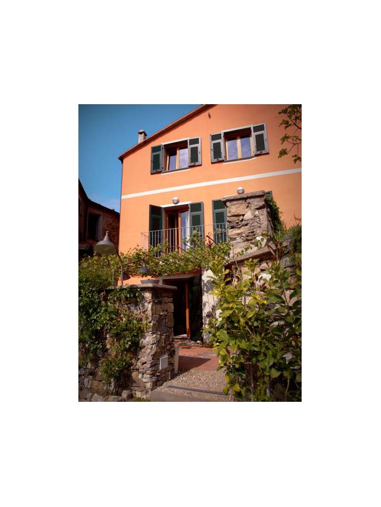 AltraVista Guest House 