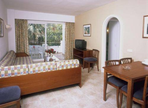 Apartamentos Siesta I 3* Испания, Майорка
