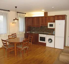 Apartamentos Russell  в Уэске