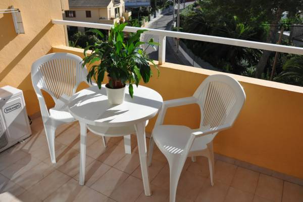 Montenova Apartments 2* Испания, Майорка